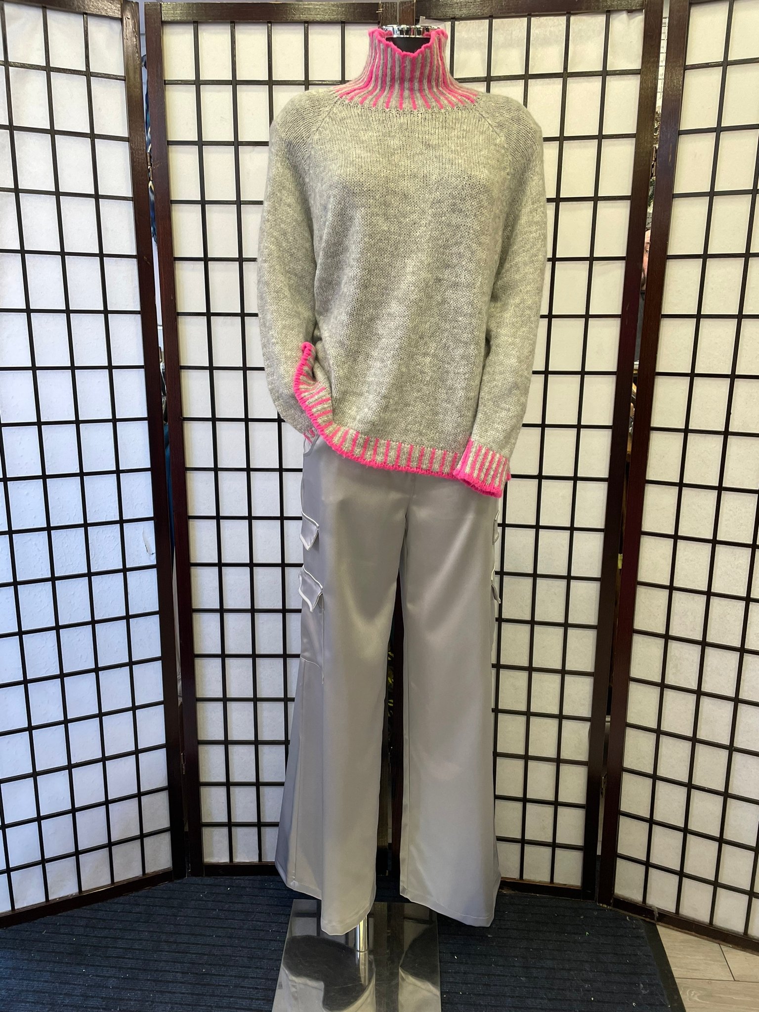 Boutique Wholesale Women's Silk Feel Tunic Top